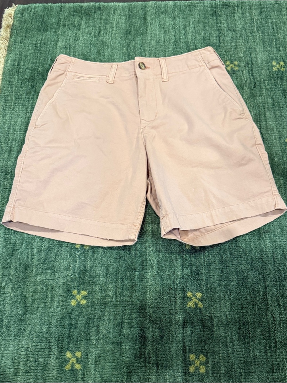 American Eagle Outfitters Pink Bermuda Shorts - Casual Everyday Style